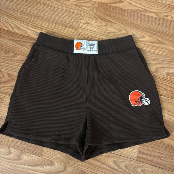 Cleveland Browns Shorts Size XS - Picture 1 of 8